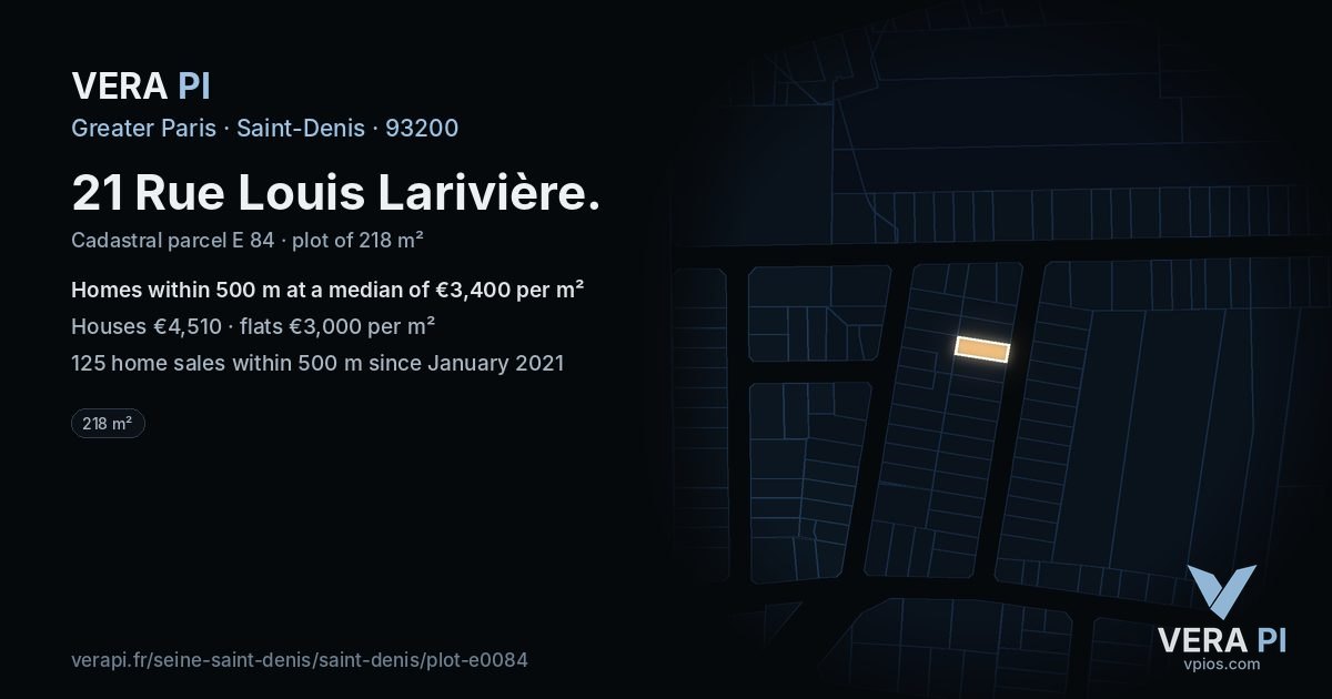 21 Rue Louis Larivière, Saint-Denis at night – the plot lit, the parcels around coloured by the prices near them