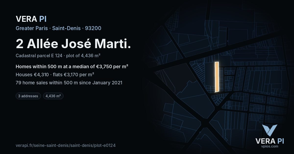 2 Allée José Marti, Saint-Denis at night – the plot lit, the parcels around coloured by the prices near them