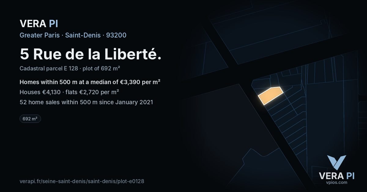 5 Rue de la Liberté, Saint-Denis at night – the plot lit, the parcels around coloured by the prices near them