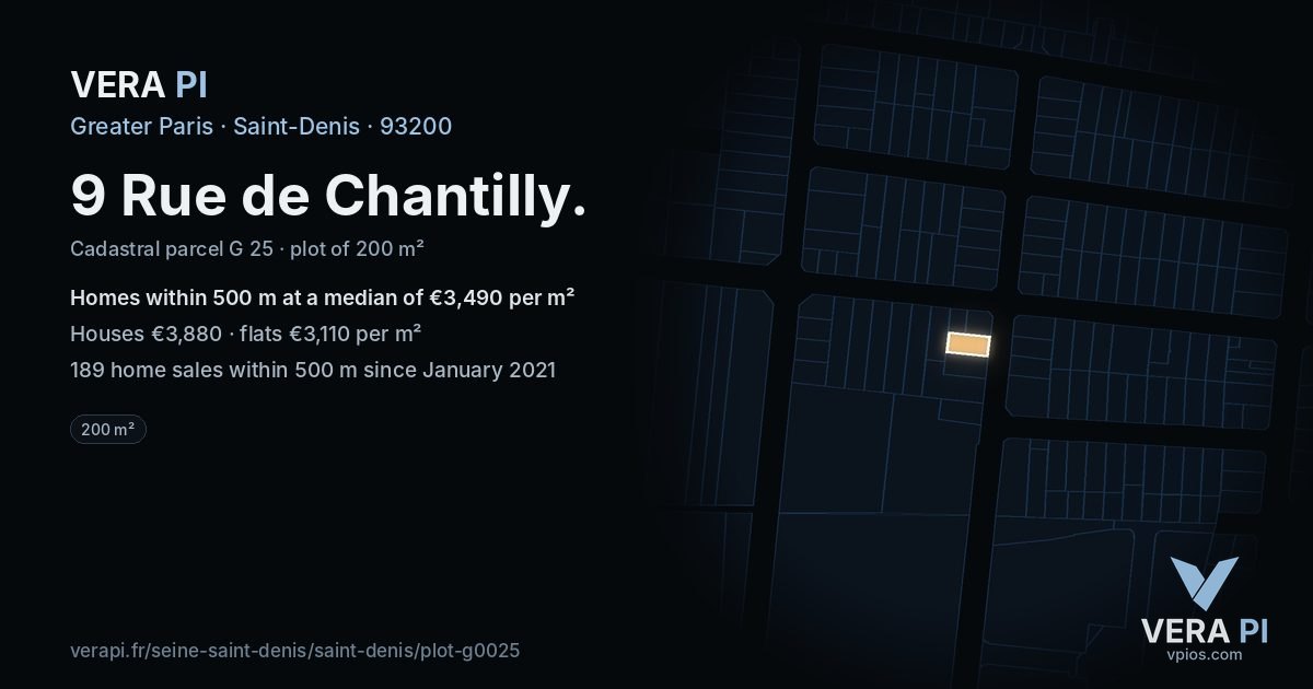9 Rue de Chantilly, Saint-Denis at night – the plot lit, the parcels around coloured by the prices near them