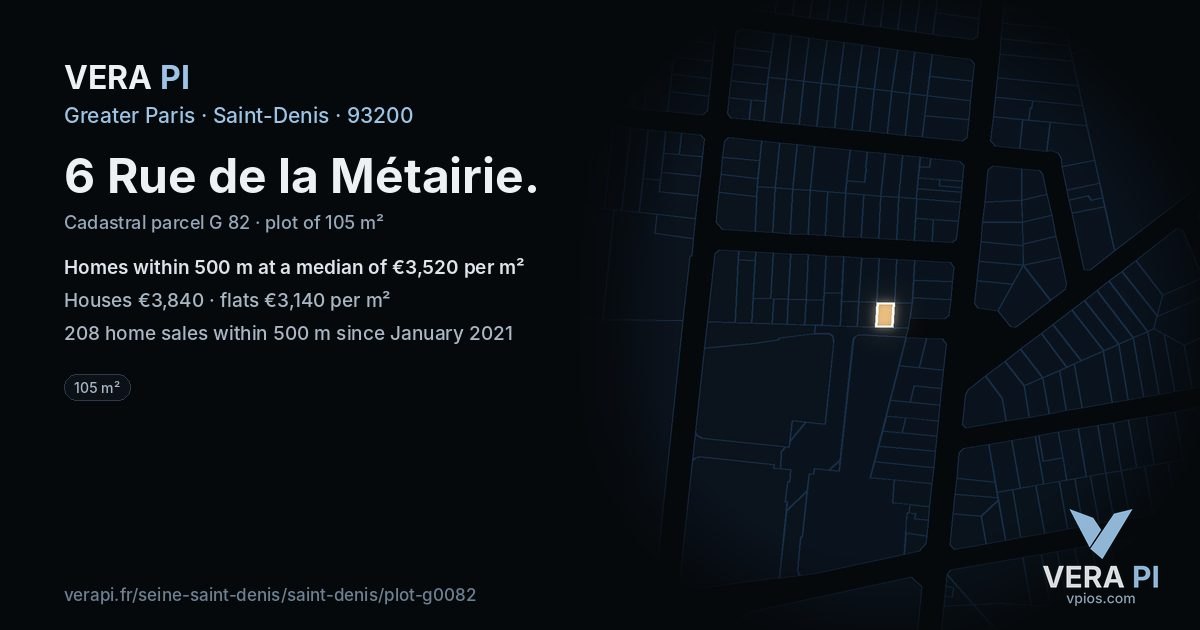 6 Rue de la Métairie, Saint-Denis at night – the plot lit, the parcels around coloured by the prices near them