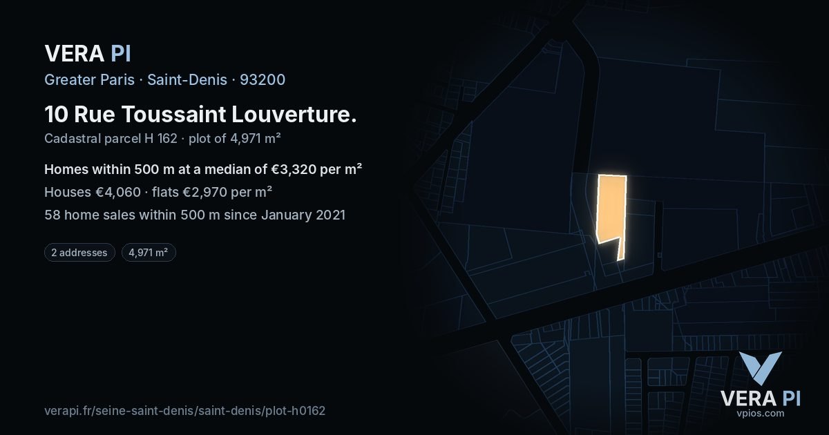 10 Rue Toussaint Louverture, Saint-Denis at night – the plot lit, the parcels around coloured by the prices near them