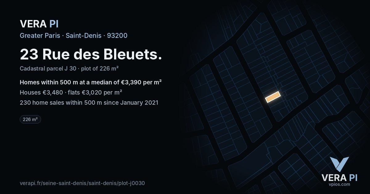 23 Rue des Bleuets, Saint-Denis at night – the plot lit, the parcels around coloured by the prices near them