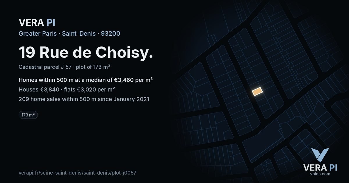 19 Rue de Choisy, Saint-Denis at night – the plot lit, the parcels around coloured by the prices near them