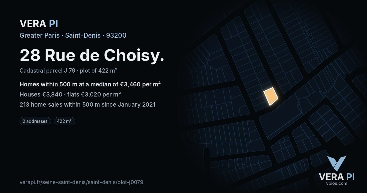 28 Rue de Choisy, Saint-Denis at night – the plot lit, the parcels around coloured by the prices near them
