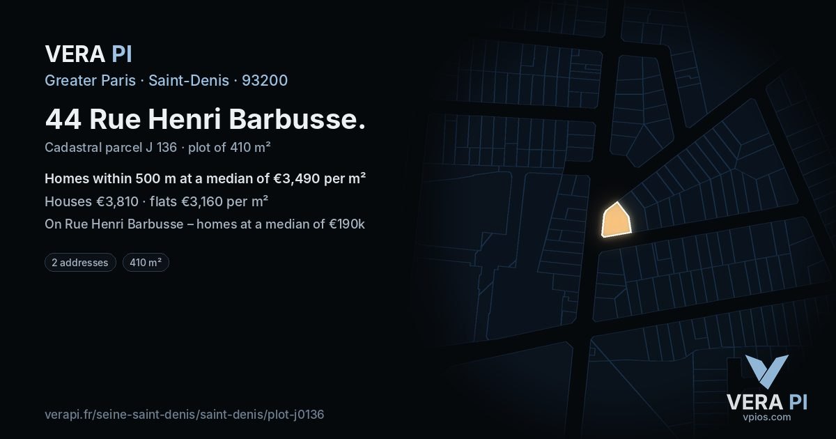 44 Rue Henri Barbusse, Saint-Denis at night – the plot lit, the parcels around coloured by the prices near them