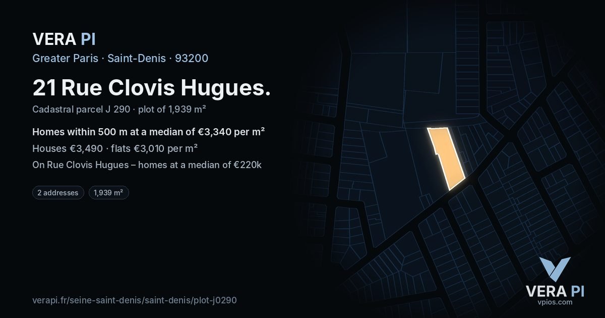 21 Rue Clovis Hugues, Saint-Denis at night – the plot lit, the parcels around coloured by the prices near them