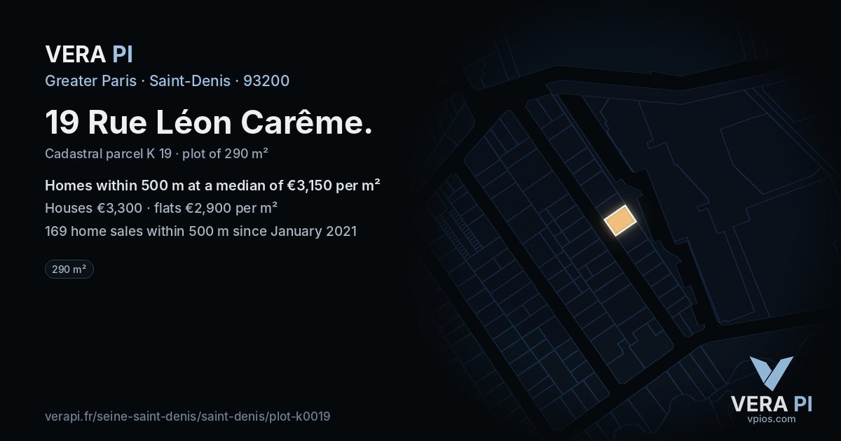 19 Rue Léon Carême, Saint-Denis at night – the plot lit, the parcels around coloured by the prices near them