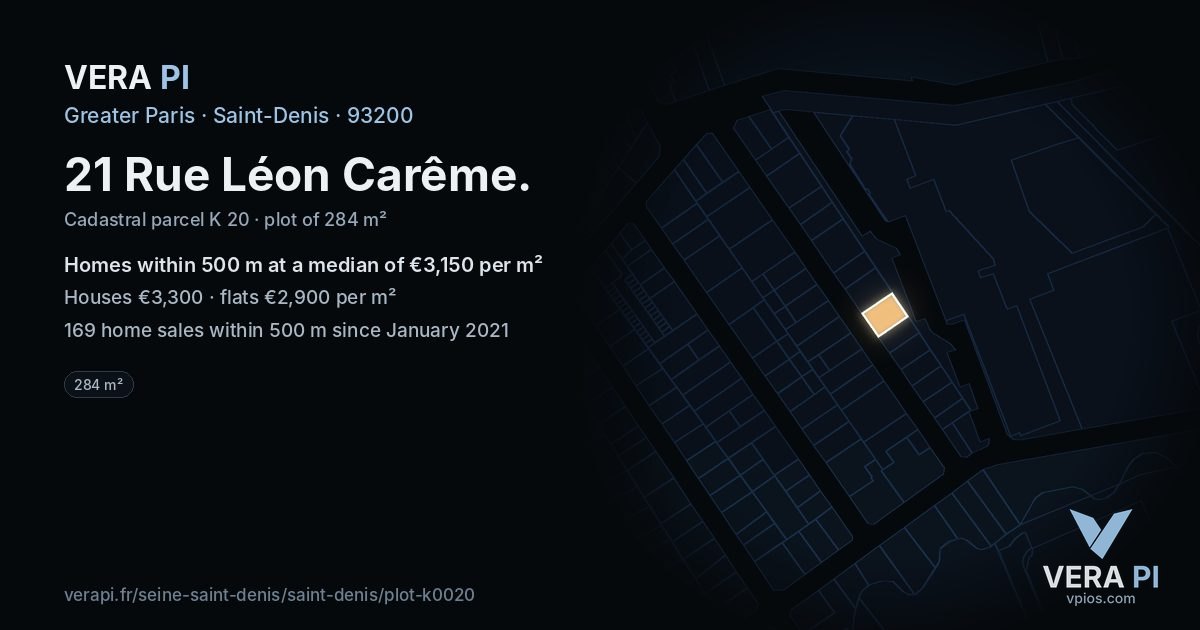 21 Rue Léon Carême, Saint-Denis at night – the plot lit, the parcels around coloured by the prices near them