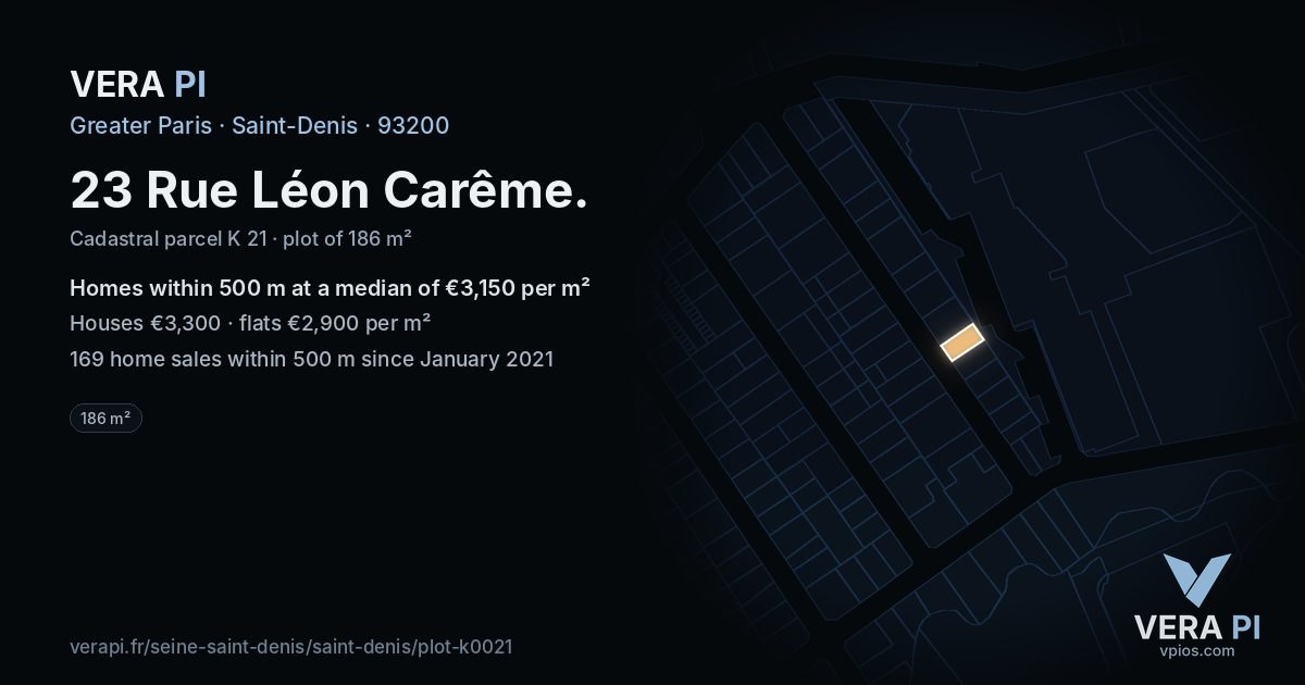 23 Rue Léon Carême, Saint-Denis at night – the plot lit, the parcels around coloured by the prices near them