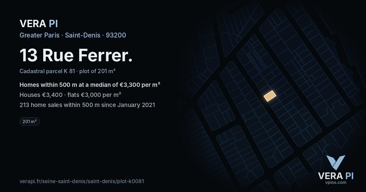 13 Rue Ferrer, Saint-Denis at night – the plot lit, the parcels around coloured by the prices near them