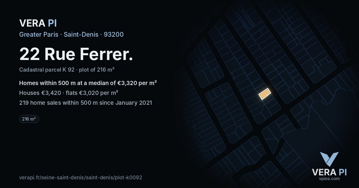 22 Rue Ferrer, Saint-Denis at night – the plot lit, the parcels around coloured by the prices near them