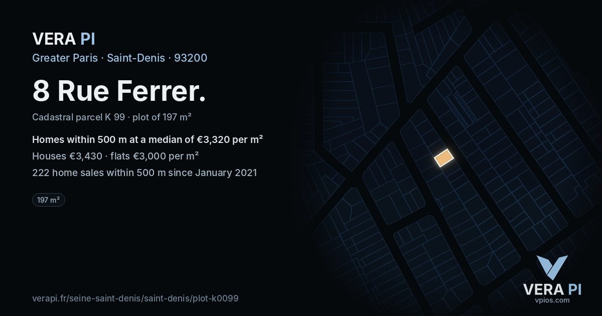 8 Rue Ferrer, Saint-Denis at night – the plot lit, the parcels around coloured by the prices near them
