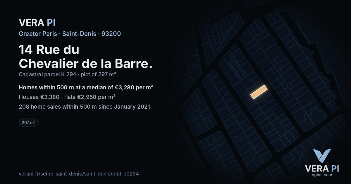 14 Rue du Chevalier de la Barre, Saint-Denis at night – the plot lit, the parcels around coloured by the prices near them
