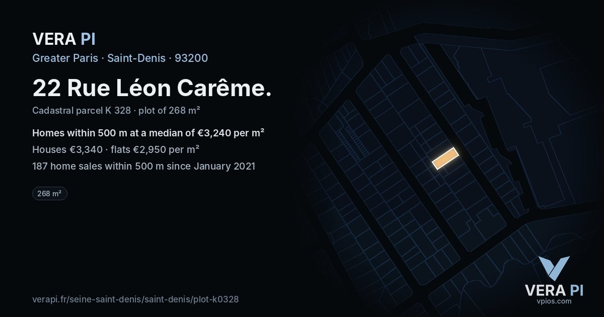 22 Rue Léon Carême, Saint-Denis at night – the plot lit, the parcels around coloured by the prices near them