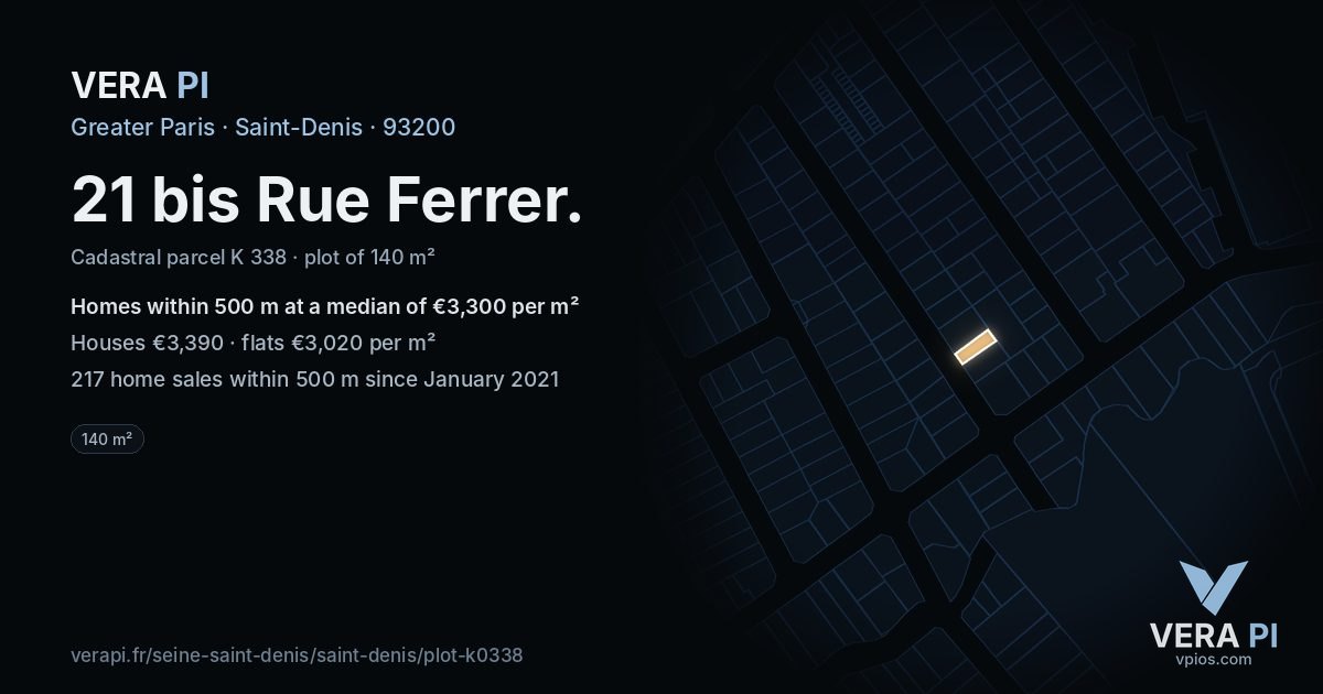 21 bis Rue Ferrer, Saint-Denis at night – the plot lit, the parcels around coloured by the prices near them