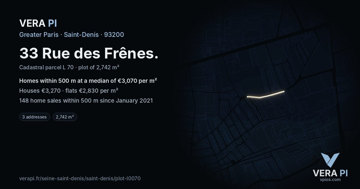 33 Rue des Frênes, Saint-Denis at night – the plot lit, the parcels around coloured by the prices near them