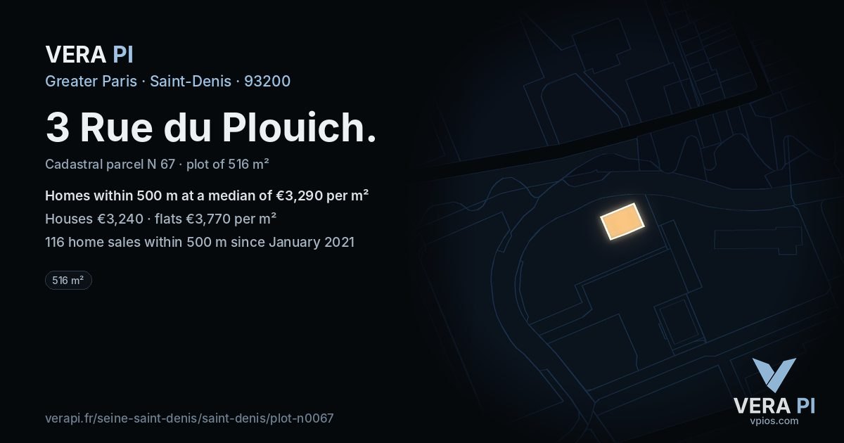 3 Rue du Plouich, Saint-Denis at night – the plot lit, the parcels around coloured by the prices near them