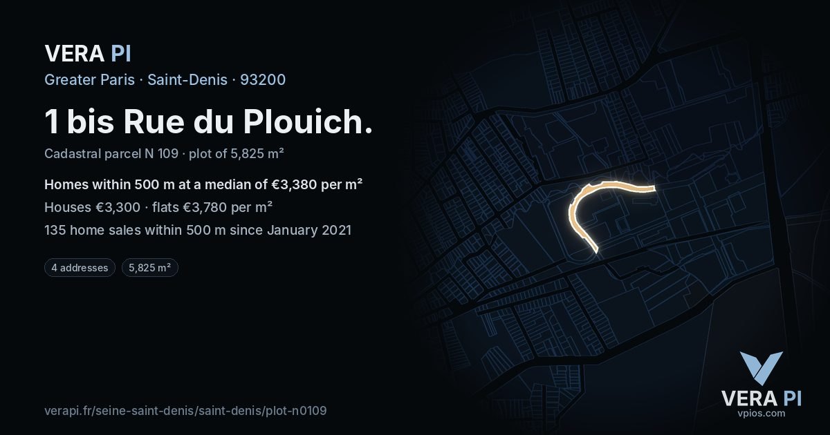 1 bis Rue du Plouich, Saint-Denis at night – the plot lit, the parcels around coloured by the prices near them