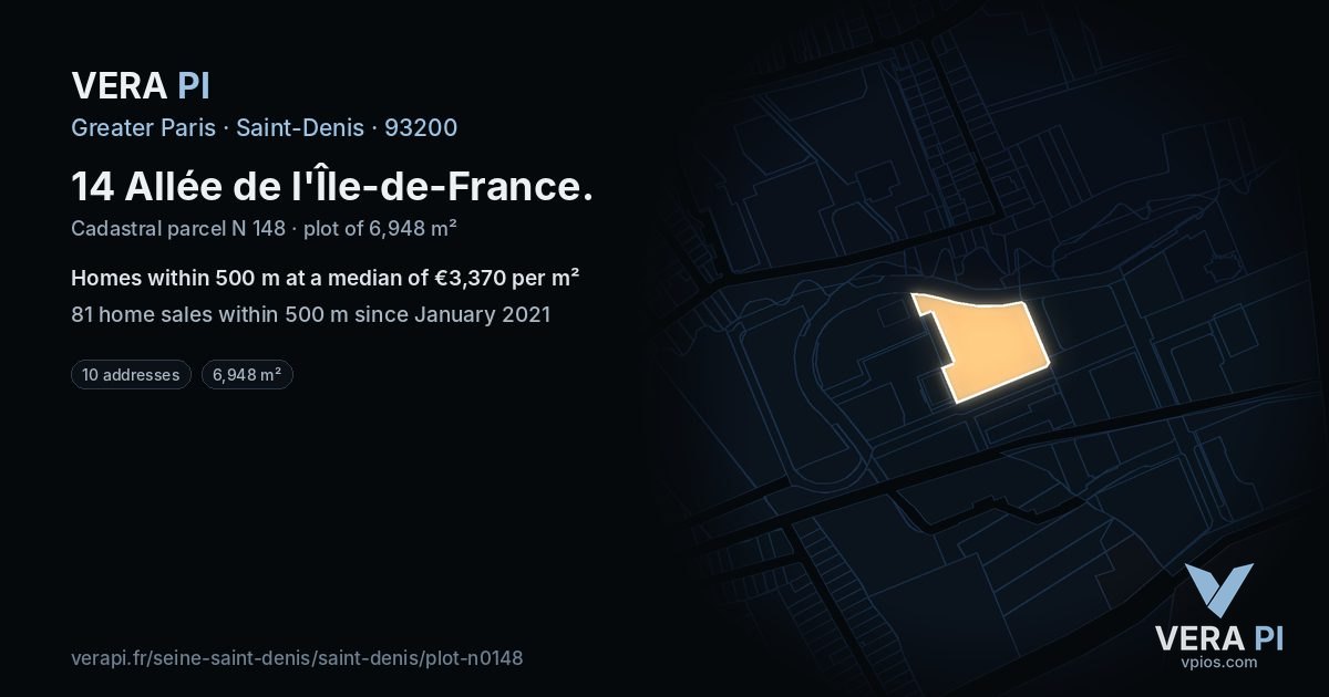 14 Allée de l'Île-de-France, Saint-Denis at night – the plot lit, the parcels around coloured by the prices near them