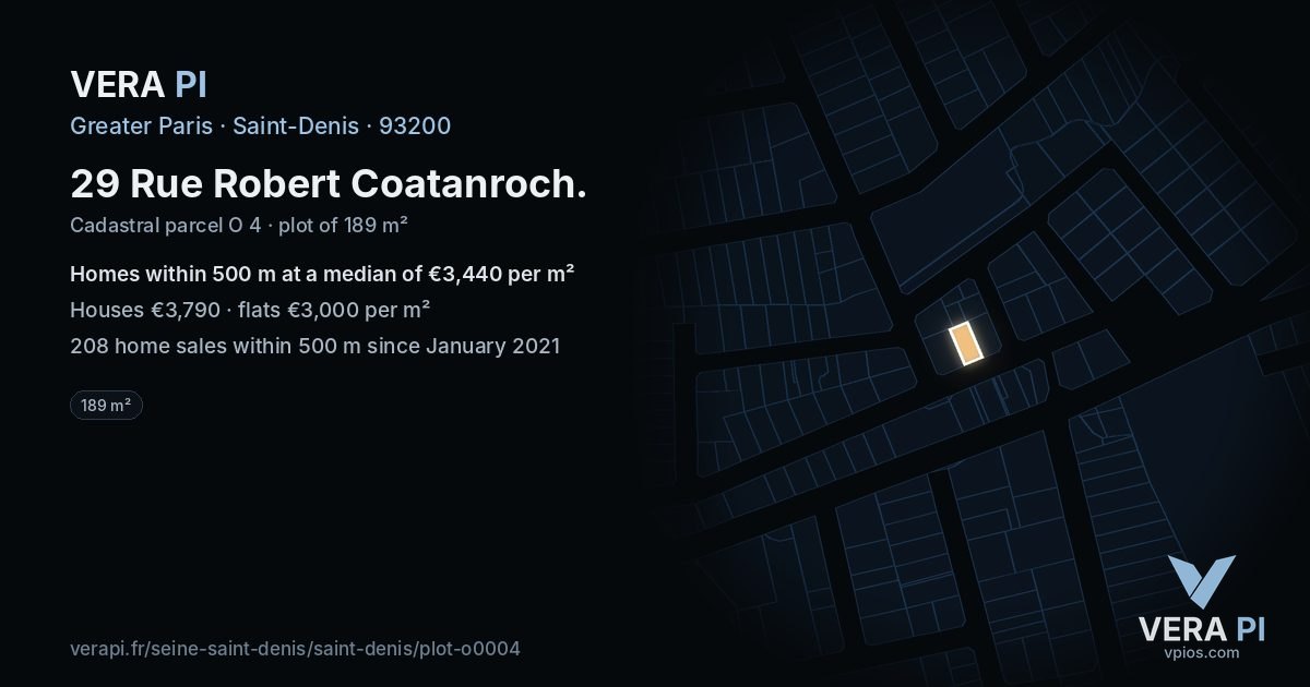 29 Rue Robert Coatanroch, Saint-Denis at night – the plot lit, the parcels around coloured by the prices near them
