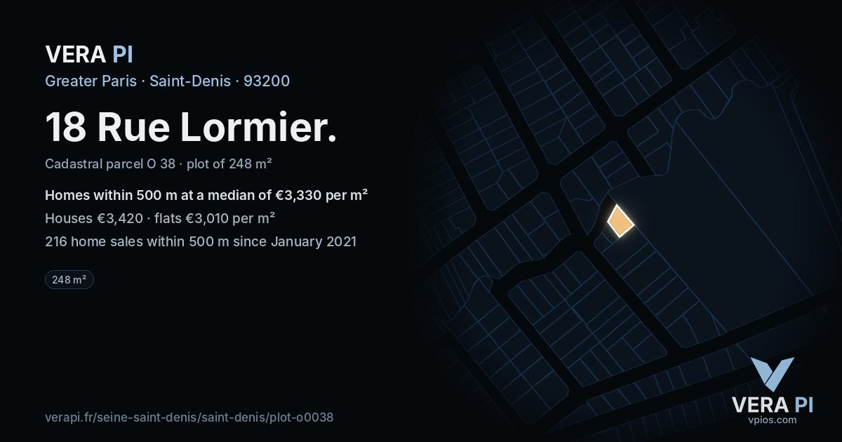 18 Rue Lormier, Saint-Denis at night – the plot lit, the parcels around coloured by the prices near them