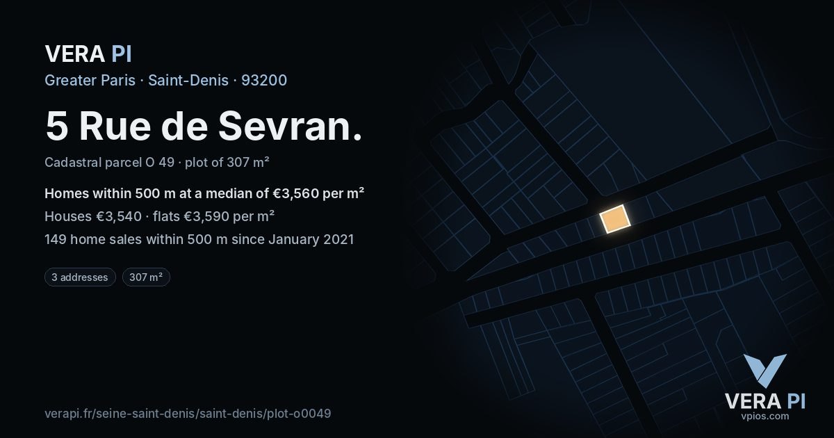 5 Rue de Sevran, Saint-Denis at night – the plot lit, the parcels around coloured by the prices near them