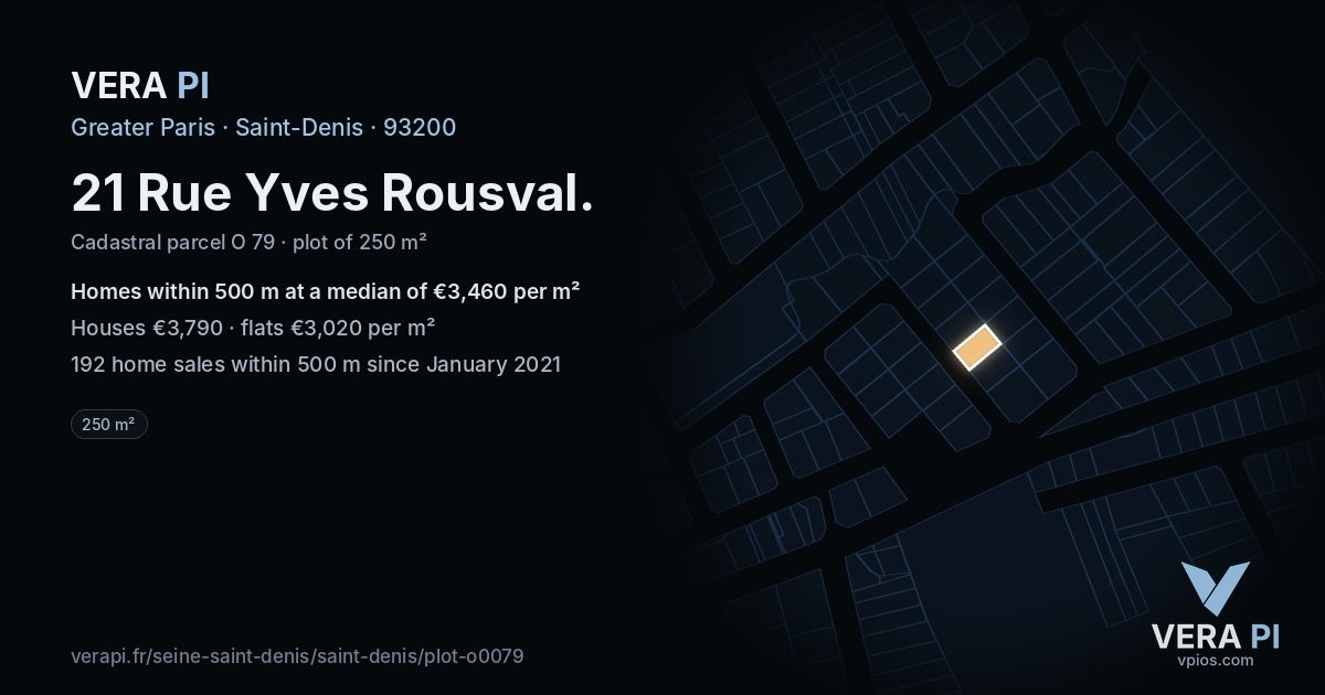 21 Rue Yves Rousval, Saint-Denis at night – the plot lit, the parcels around coloured by the prices near them