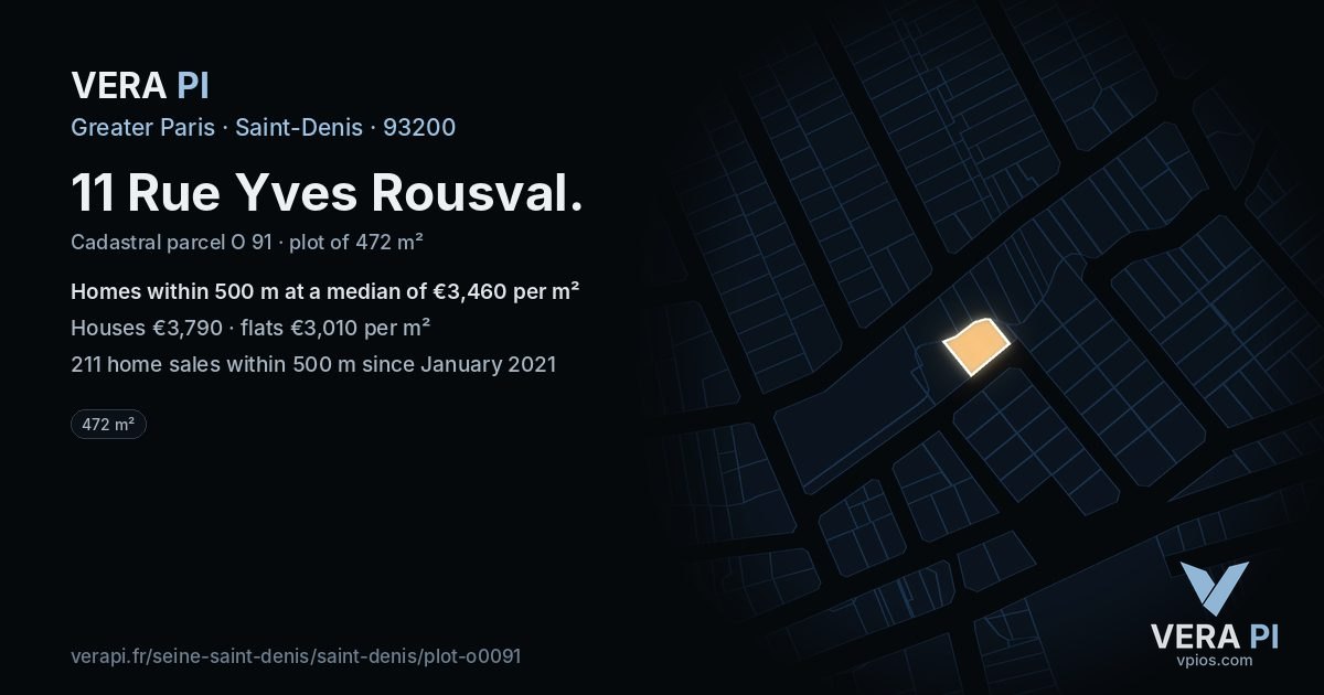 11 Rue Yves Rousval, Saint-Denis at night – the plot lit, the parcels around coloured by the prices near them