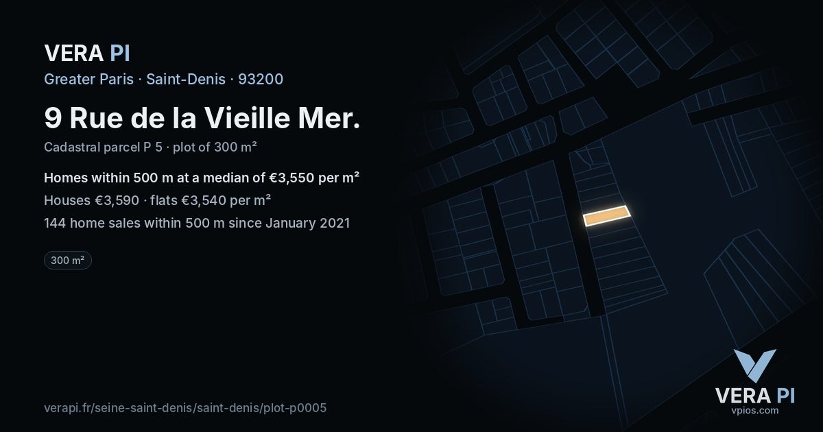 9 Rue de la Vieille Mer, Saint-Denis at night – the plot lit, the parcels around coloured by the prices near them