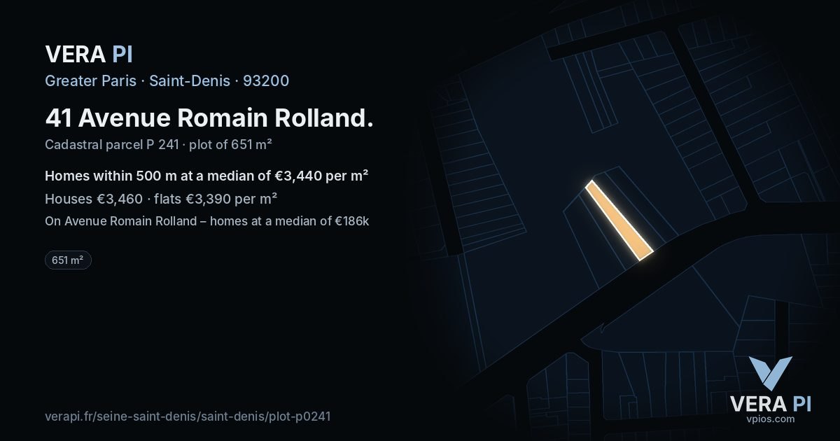 41 Avenue Romain Rolland, Saint-Denis at night – the plot lit, the parcels around coloured by the prices near them