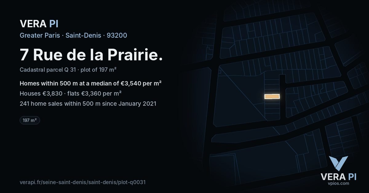 7 Rue de la Prairie, Saint-Denis at night – the plot lit, the parcels around coloured by the prices near them