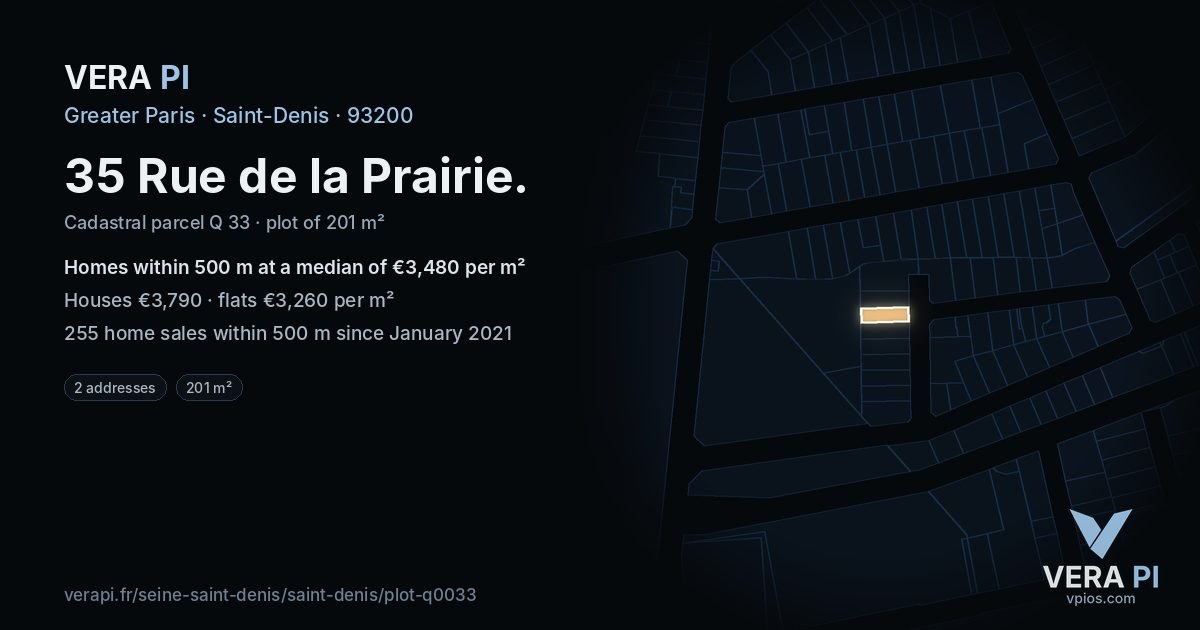 35 Rue de la Prairie, Saint-Denis at night – the plot lit, the parcels around coloured by the prices near them