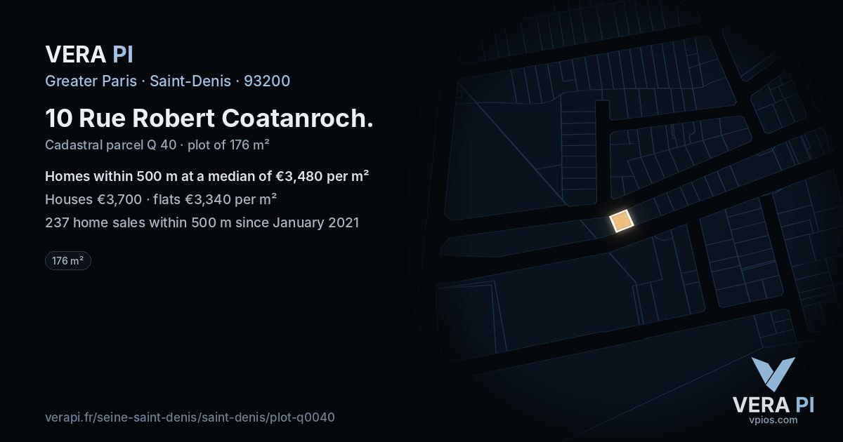10 Rue Robert Coatanroch, Saint-Denis at night – the plot lit, the parcels around coloured by the prices near them