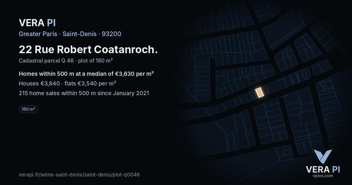 22 Rue Robert Coatanroch, Saint-Denis at night – the plot lit, the parcels around coloured by the prices near them