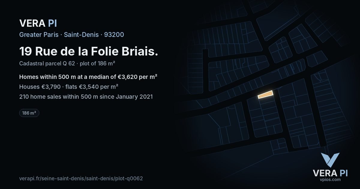 19 Rue de la Folie Briais, Saint-Denis at night – the plot lit, the parcels around coloured by the prices near them