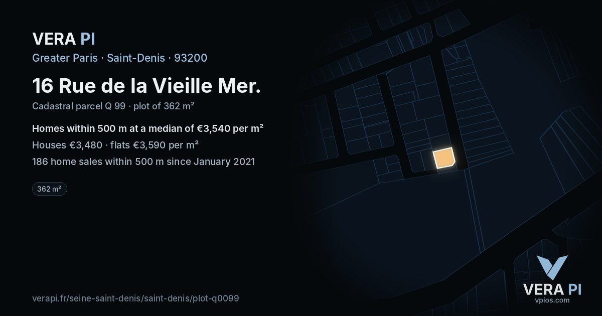 16 Rue de la Vieille Mer, Saint-Denis at night – the plot lit, the parcels around coloured by the prices near them