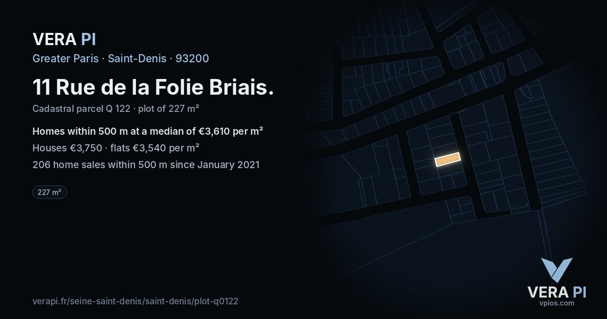 11 Rue de la Folie Briais, Saint-Denis at night – the plot lit, the parcels around coloured by the prices near them