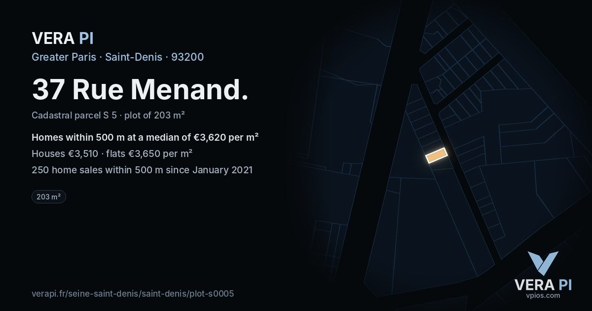 37 Rue Menand, Saint-Denis at night – the plot lit, the parcels around coloured by the prices near them