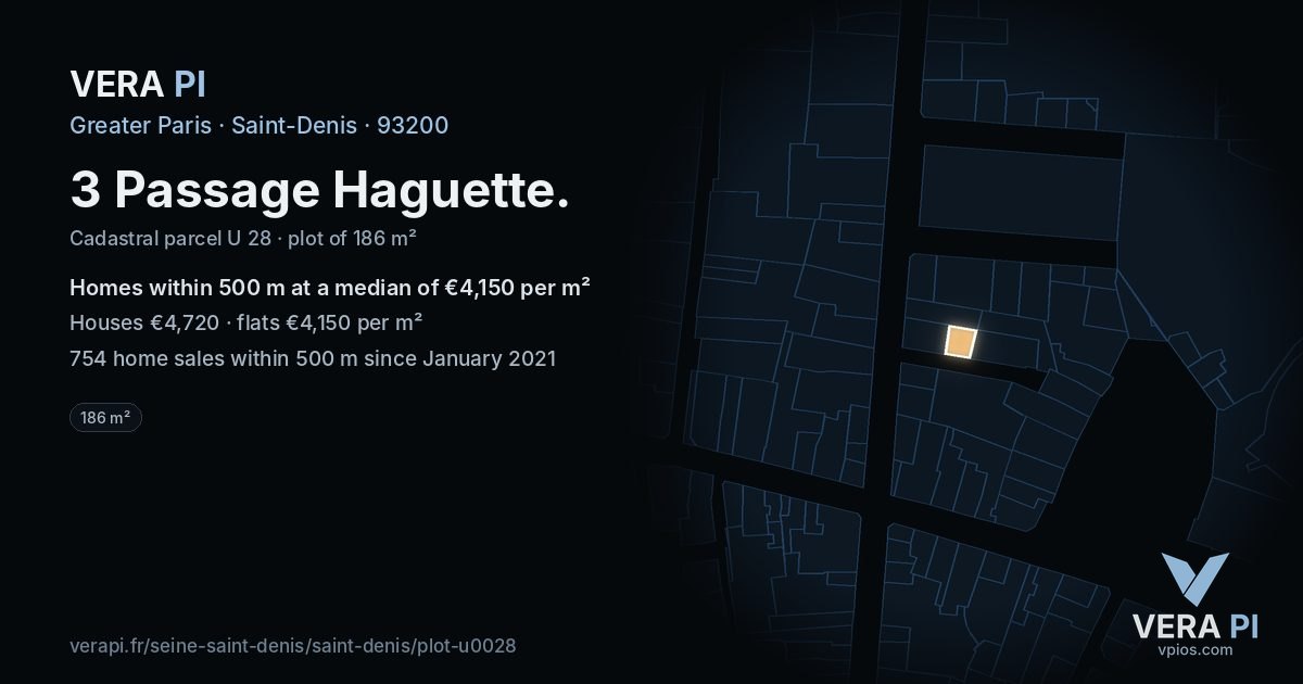 3 Passage Haguette, Saint-Denis at night – the plot lit, the parcels around coloured by the prices near them