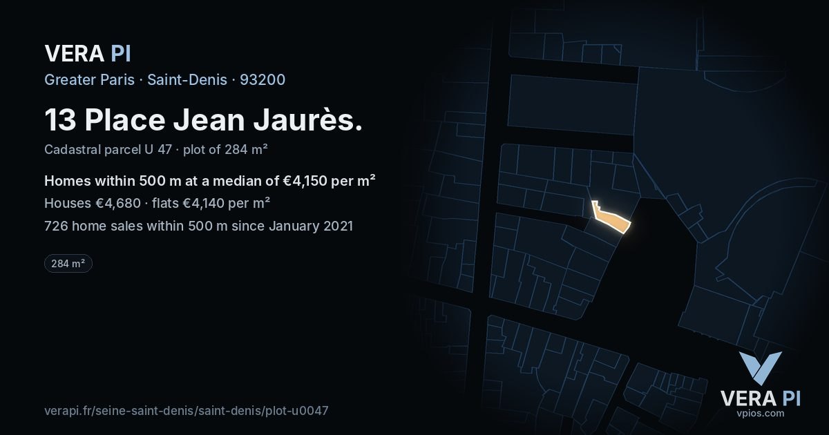 13 Place Jean Jaurès, Saint-Denis at night – the plot lit, the parcels around coloured by the prices near them