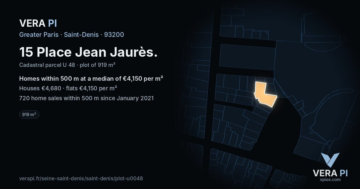 15 Place Jean Jaurès, Saint-Denis at night – the plot lit, the parcels around coloured by the prices near them