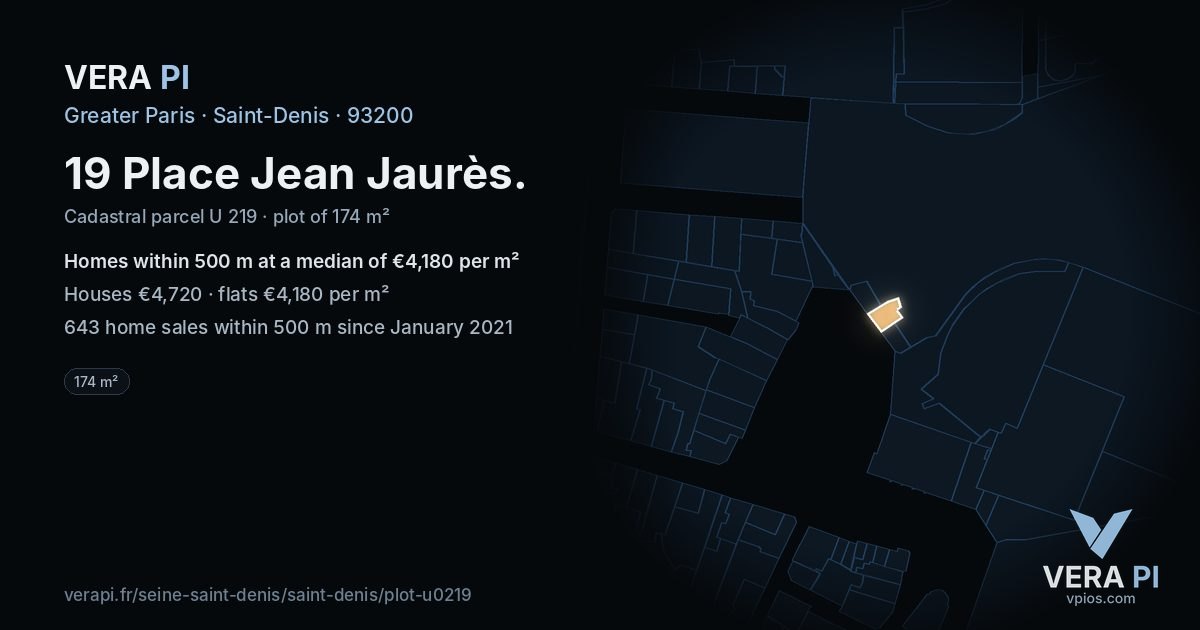 19 Place Jean Jaurès, Saint-Denis at night – the plot lit, the parcels around coloured by the prices near them