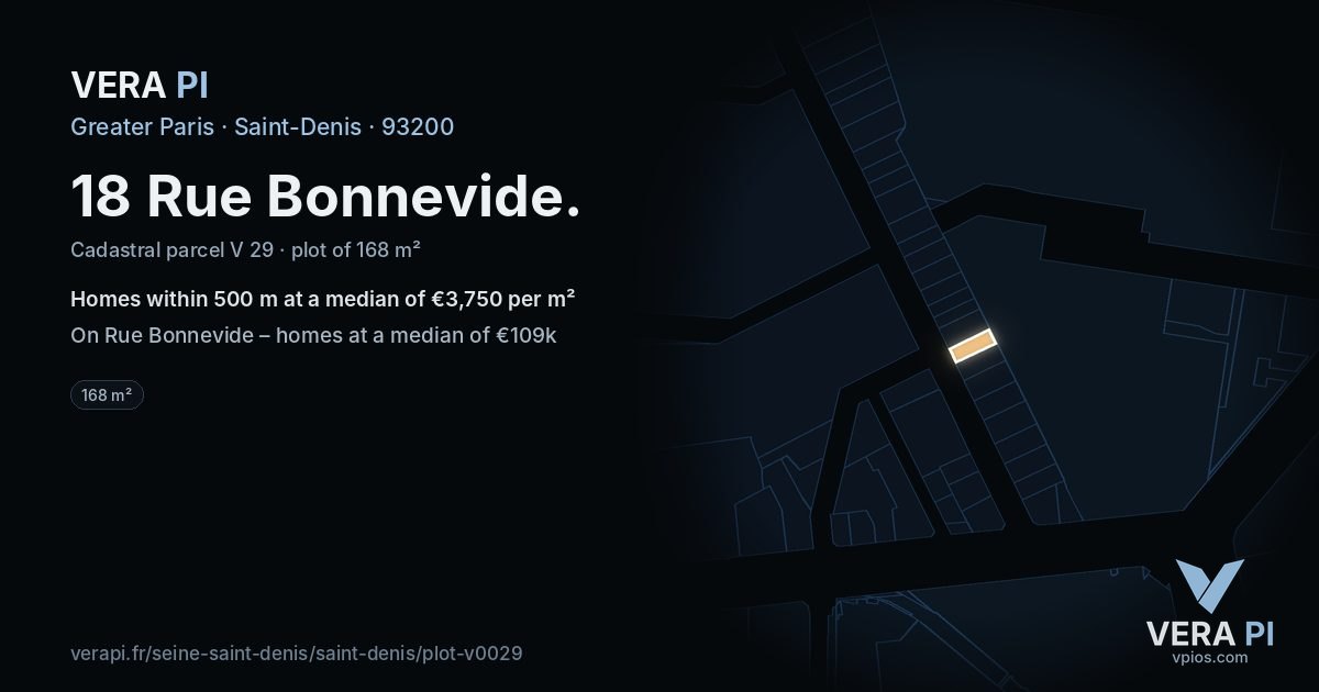 18 Rue Bonnevide, Saint-Denis at night – the plot lit, the parcels around coloured by the prices near them