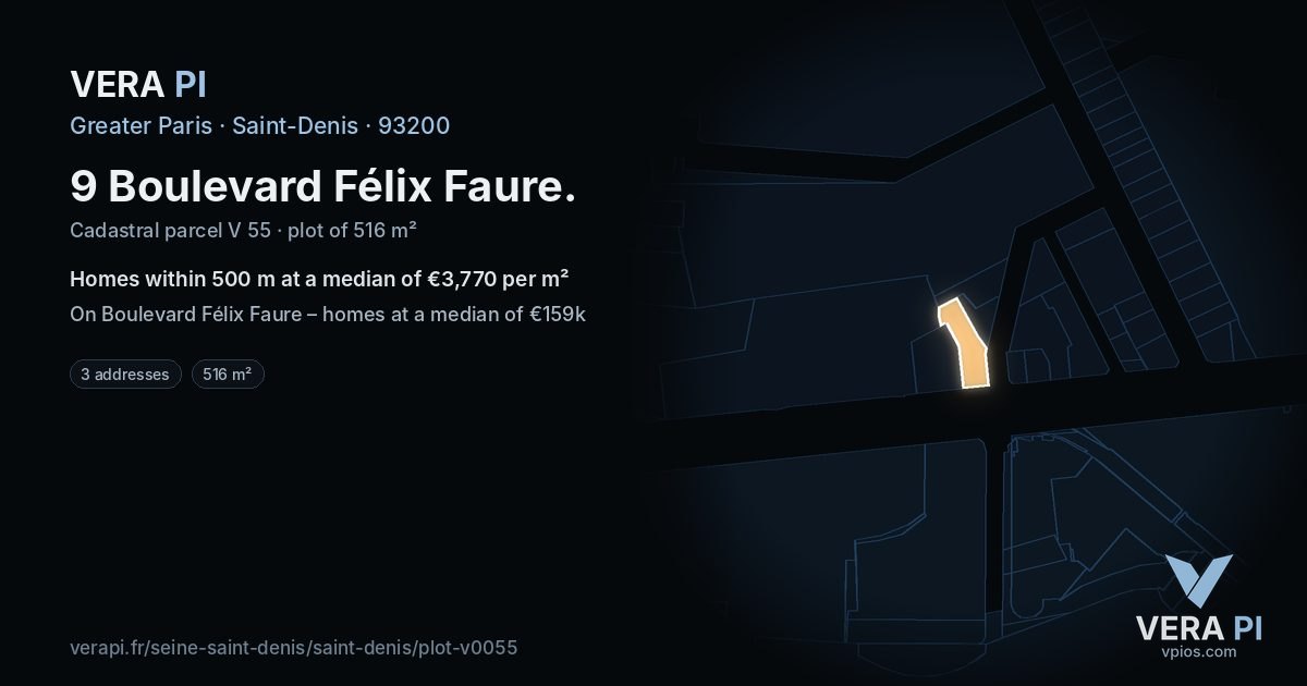9 Boulevard Félix Faure, Saint-Denis at night – the plot lit, the parcels around coloured by the prices near them