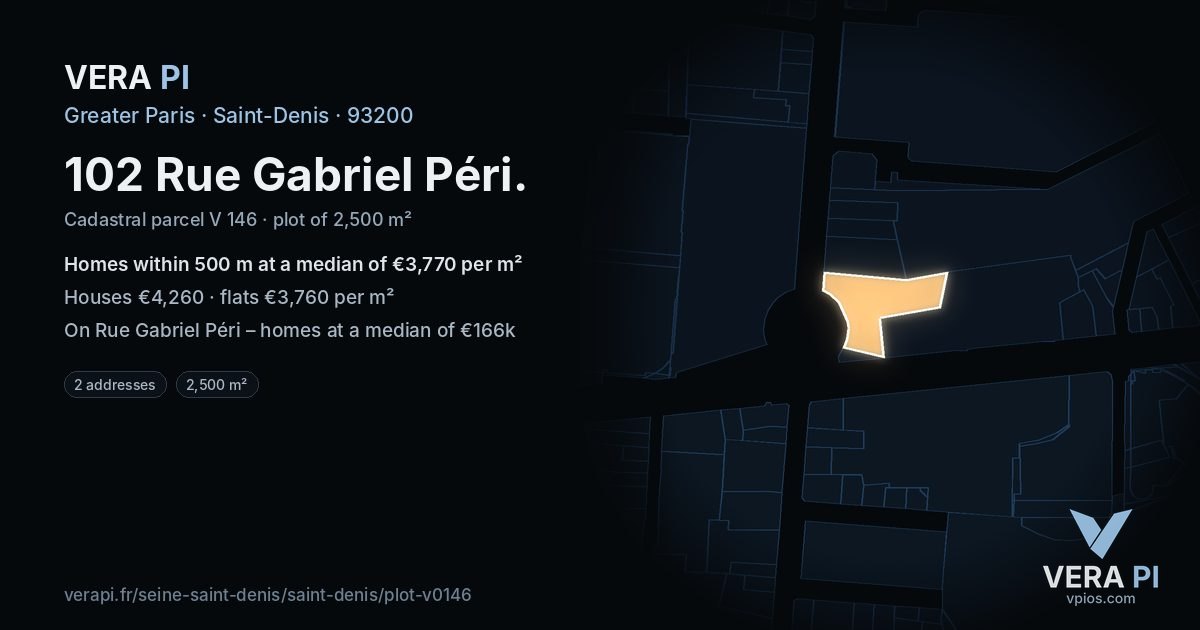 102 Rue Gabriel Péri, Saint-Denis at night – the plot lit, the parcels around coloured by the prices near them