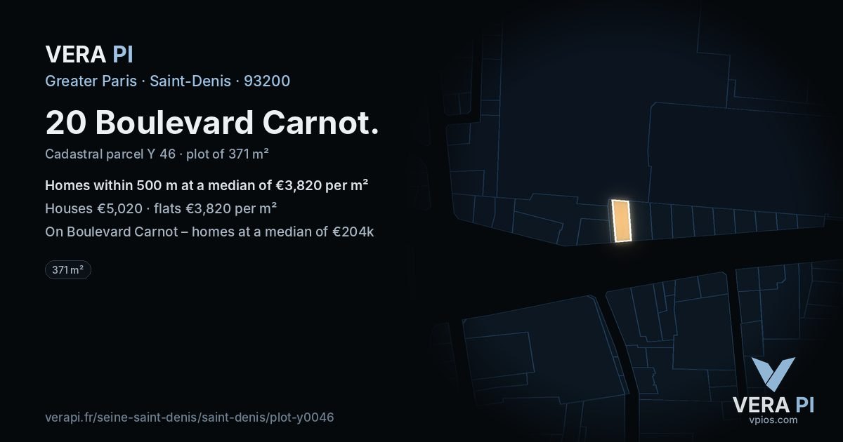 20 Boulevard Carnot, Saint-Denis at night – the plot lit, the parcels around coloured by the prices near them