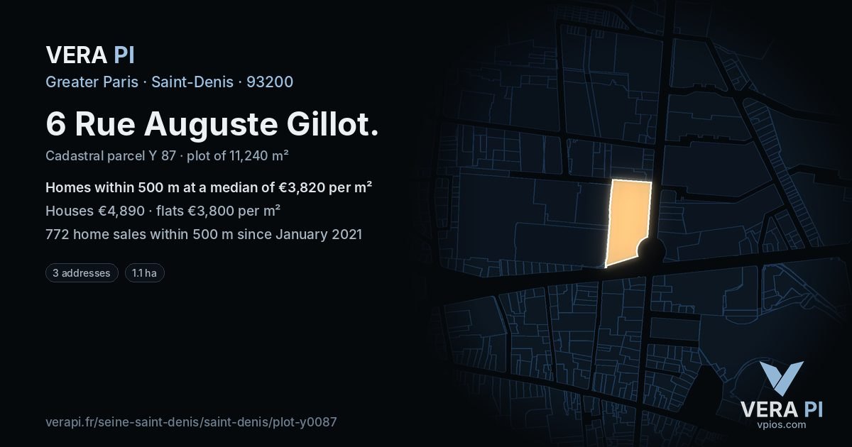 6 Rue Auguste Gillot, Saint-Denis at night – the plot lit, the parcels around coloured by the prices near them