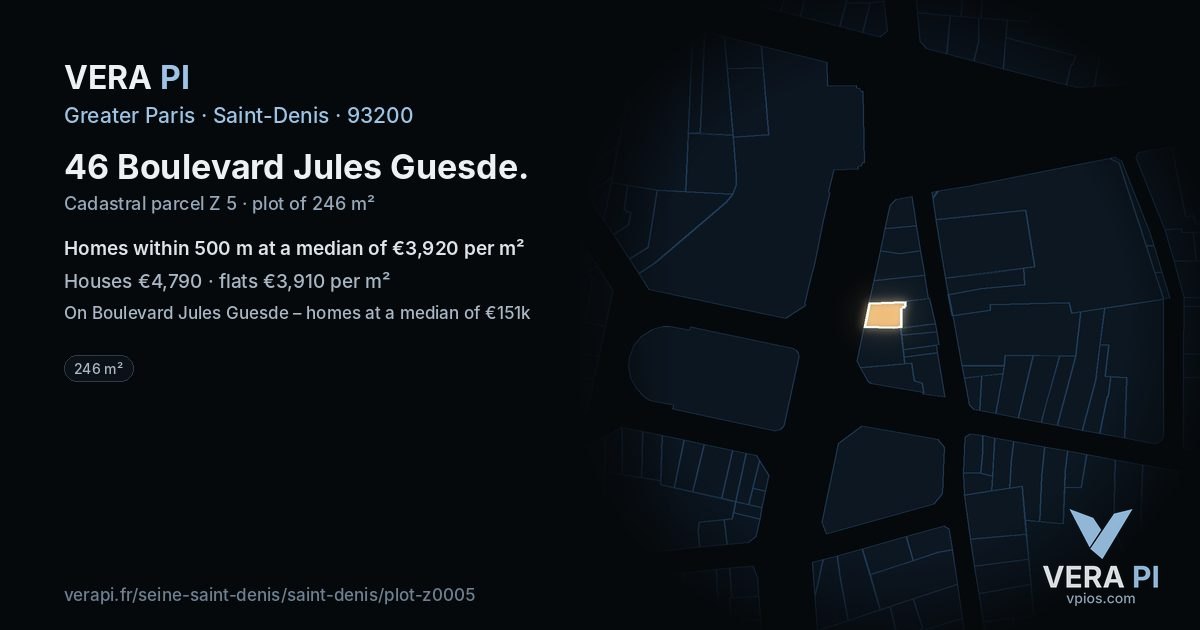 46 Boulevard Jules Guesde, Saint-Denis at night – the plot lit, the parcels around coloured by the prices near them