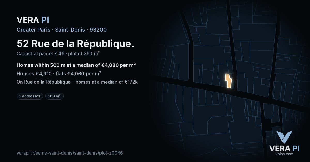52 Rue de la République, Saint-Denis at night – the plot lit, the parcels around coloured by the prices near them